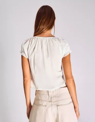 Blusa de manga curta – Camisas e blusas