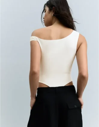 Body assimétrico com alças e franzido