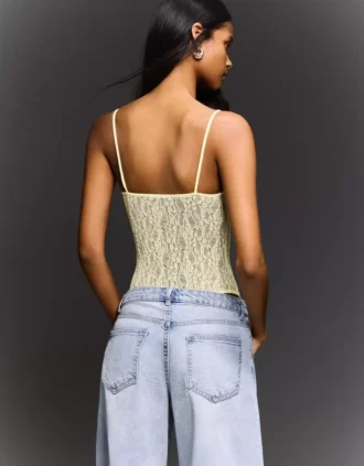 Body com alças de renda