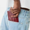 Bolsa com padrão animal em relevo e acabamento imitação de verniz – Acessórios