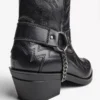 Bota de cowboy com detalhe em corrente – Botins – Homem