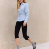 Camisa justa com pinças