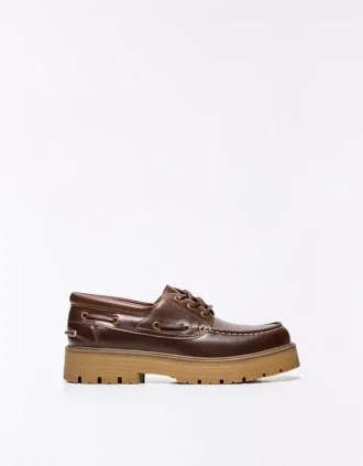 Calçado náutico com sola grossa – Sapatos elegantes