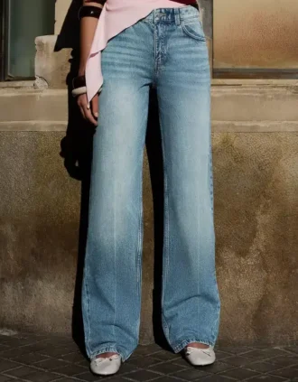 Calças de Jeans de cintura alta, corte Straight e perna Wide Leg – Calças