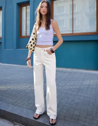 Calças de Jeans de cintura alta, corte Straight e perna Wide Leg – Calças – Mulher