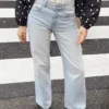Calças de Jeans de cintura alta, perna Wide Leg e corte Straight