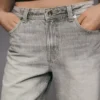Calças de jeans largas de cintura média