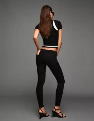 Calças de Jeans Skinny de cintura média com efeito push-up