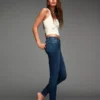 Calças de Jeans Skinny de cintura média com efeito push-up