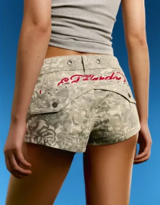 Calções bordados Ed Hardy X Bershka – Mulher
