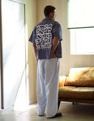 Camisa de calções de manga curta com corte largo estampada – Camisas