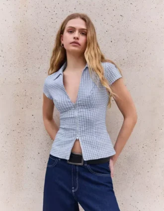 Camisa de manga curta com fecho – Camisas e blusas