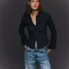 Camisa justa com mangas largas – Camisas e blusas