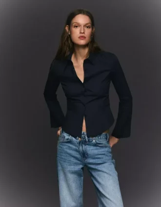 Camisa justa com mangas largas – Camisas e blusas