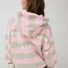 Camisola com capuz estampada