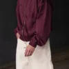 Camisola com capuz estampada e fecho