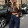 Casaco de Faux Leather com gola em forma de funil