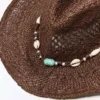 Chapéu de cowboy com detalhe em concha