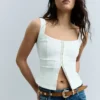 Cinto com tachas