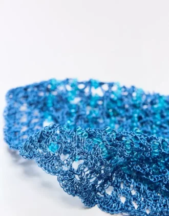 Gorro com contas