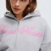 Hoodie Oversize com capuz e fecho, estampado