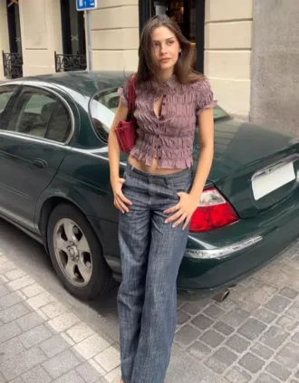 Jeans boyfriend de cintura baixa com textura