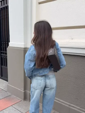 Jeans de cintura alta, corte Straight e perna Wide Leg