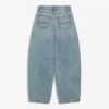 Jeans de cintura baixa e corte largo