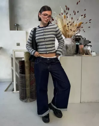 Jeans de cintura baixa e perna Wide Leg