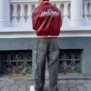 Jeans largos com remendo