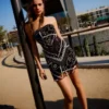 Mini-vestido bandeau de tule