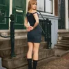 Mini-vestido de Denim com ombros à vista – Vestidos e jardineiras