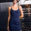 Mini-vestido em Denim – Vestidos e jardineiras