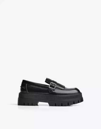Mocassim de sola grossa com fivela – Calçados elegantes