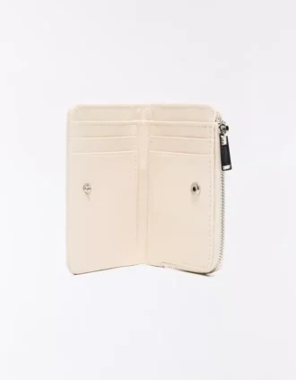 Porta-moedas em imitação de couro envernizado – Acessórios