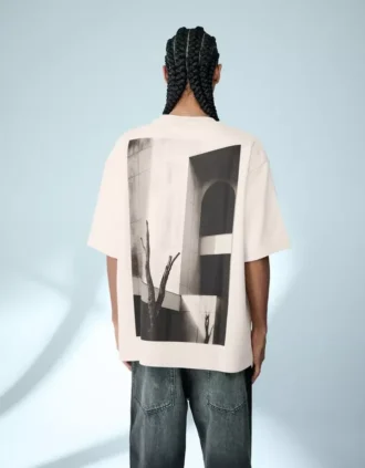 T-shirt de manga curta felpuda com estampado – T-shirts e camisas polo