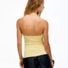 Top com decote halter