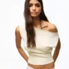 Top com gola em barco – Tops