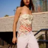 Top tipo bandeau em tule