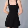 Vestido com saia em forma de campânula