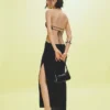 Vestido longo com decote halter
