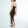 Vestido midi com alças e franzido
