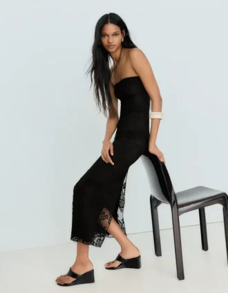 Vestido midi rústico com decote bandeau